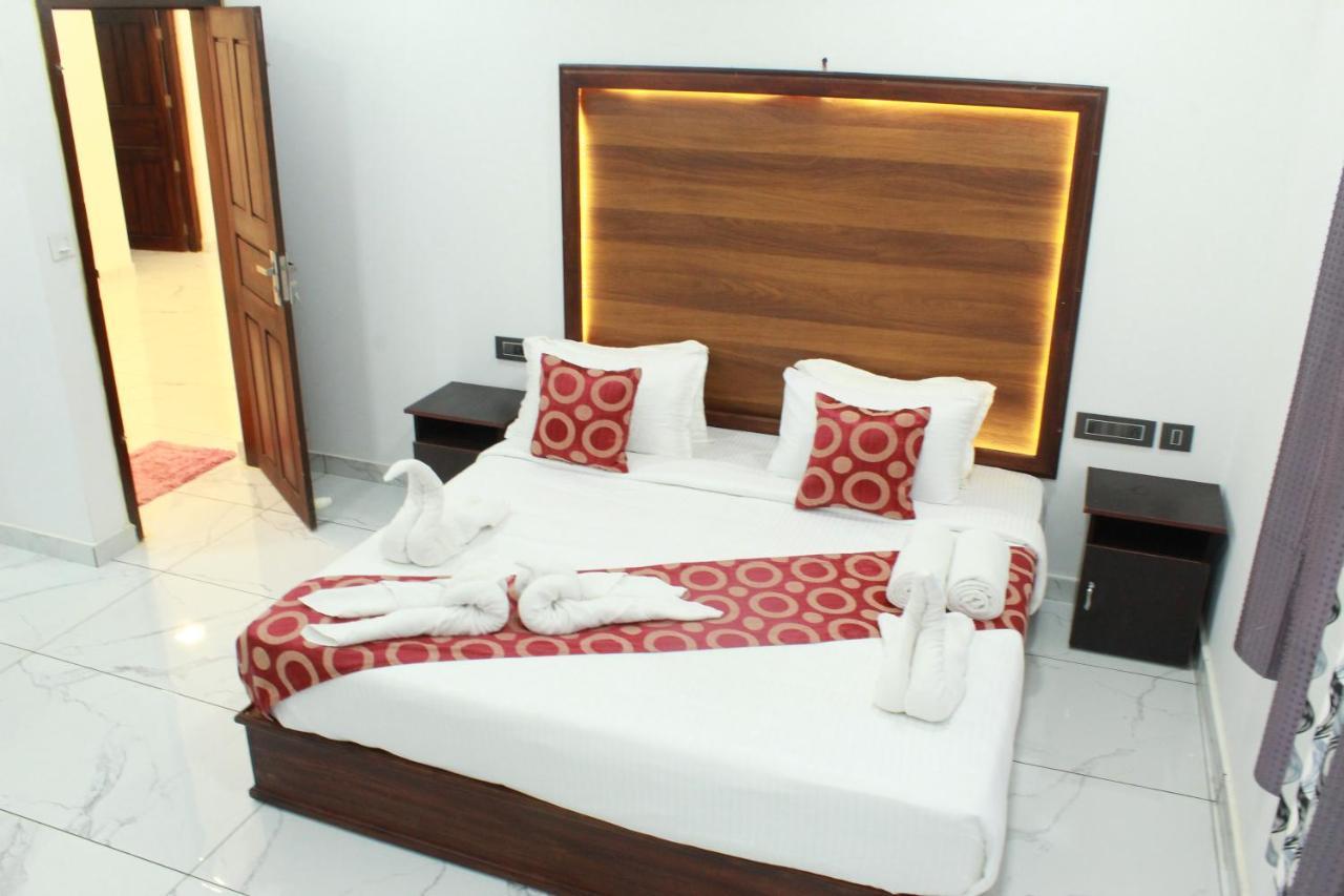 The Mountcourt Hotel Munnar Ngoại thất bức ảnh
