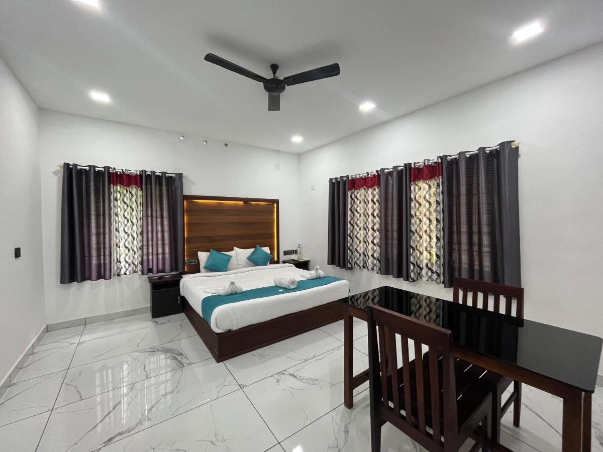 The Mountcourt Hotel Munnar Ngoại thất bức ảnh