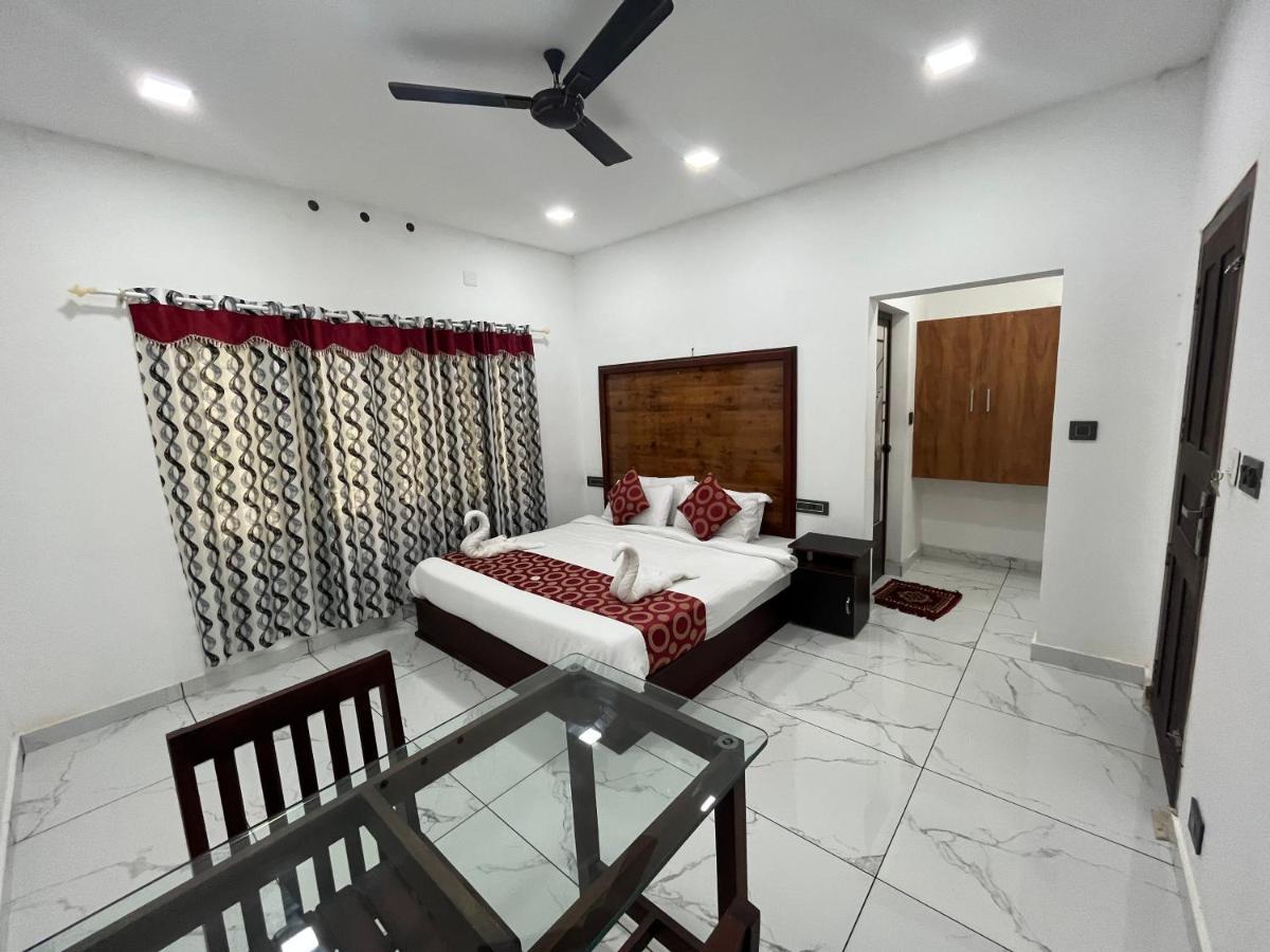 The Mountcourt Hotel Munnar Ngoại thất bức ảnh