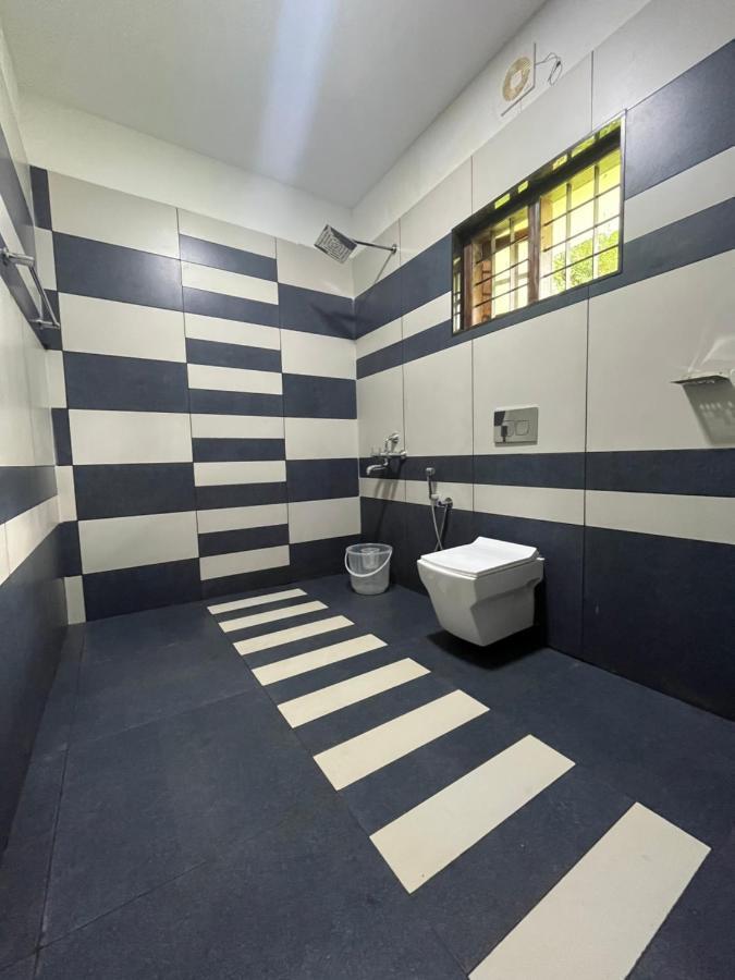 The Mountcourt Hotel Munnar Ngoại thất bức ảnh