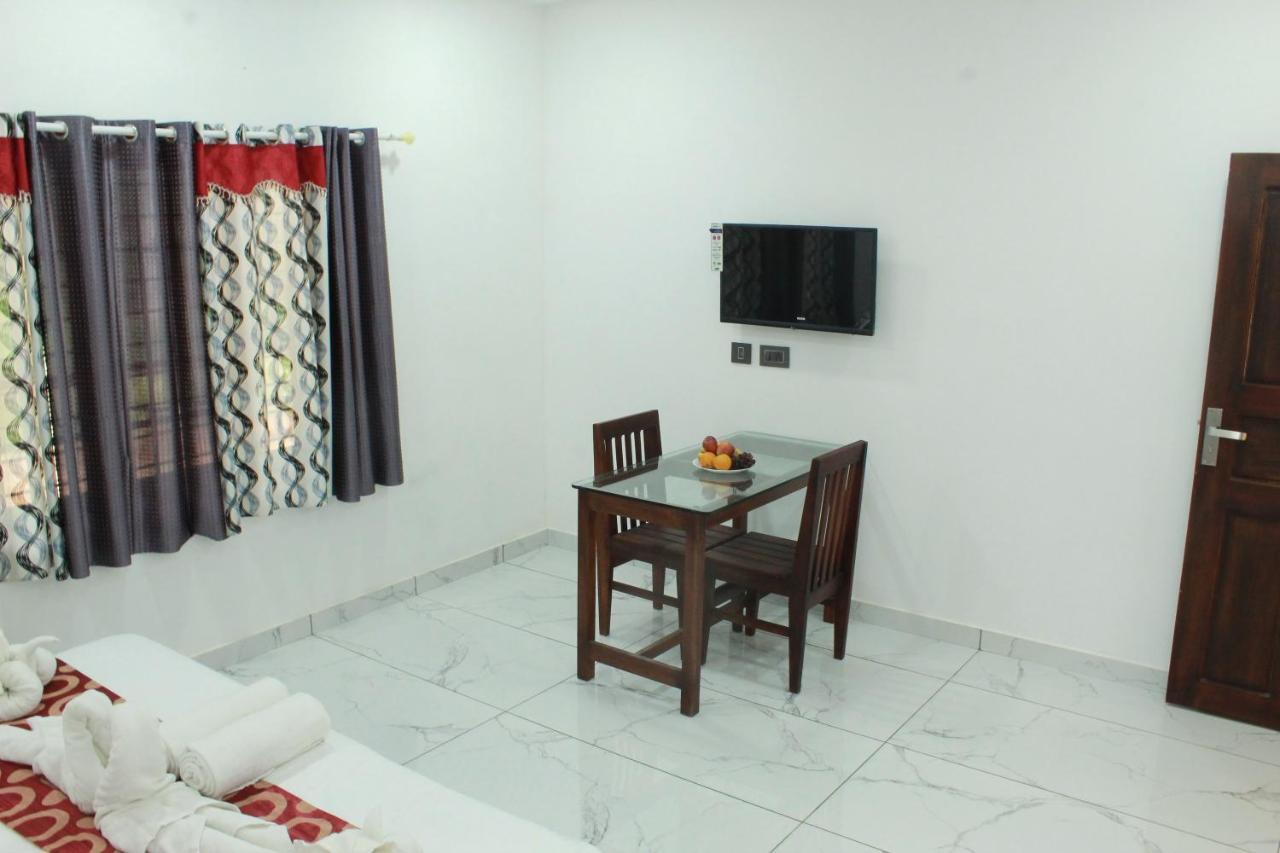 The Mountcourt Hotel Munnar Ngoại thất bức ảnh